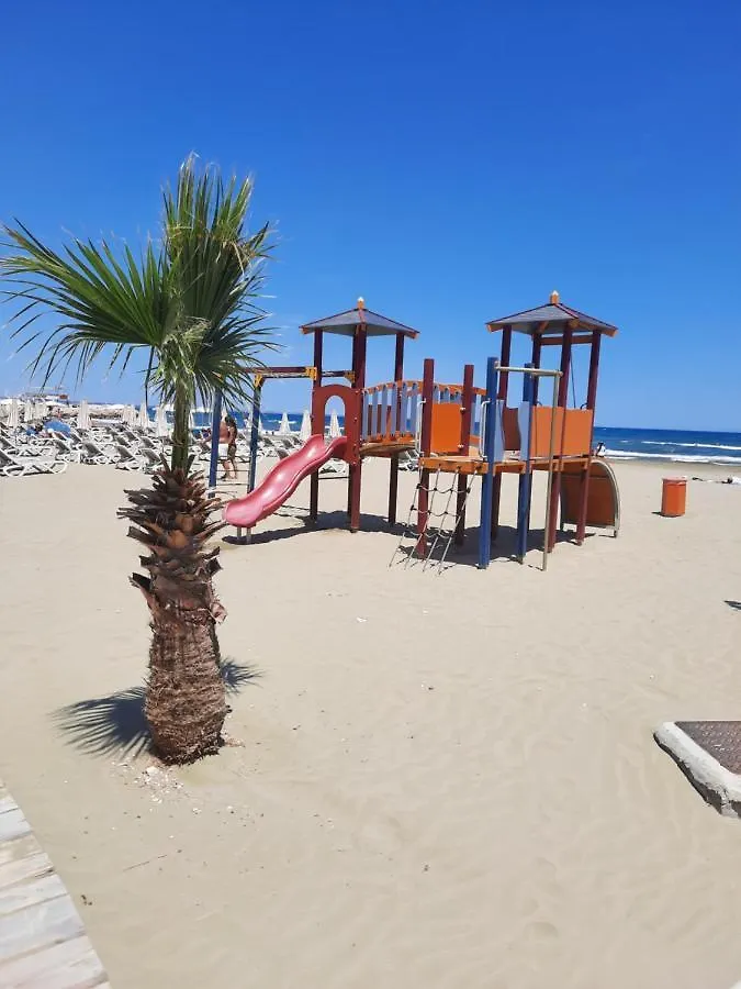 شقة Sea Krystel 603 لارنكا 0*,